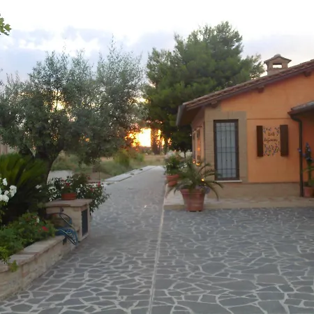 拉基奥伊奥萨住宿加早餐旅馆 住宿加早餐酒店 阿西西